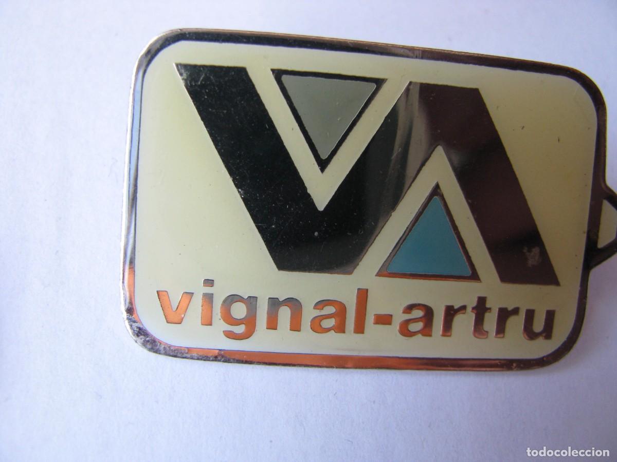 Collection pins: PIN DE VIGNAL-ARTRU.