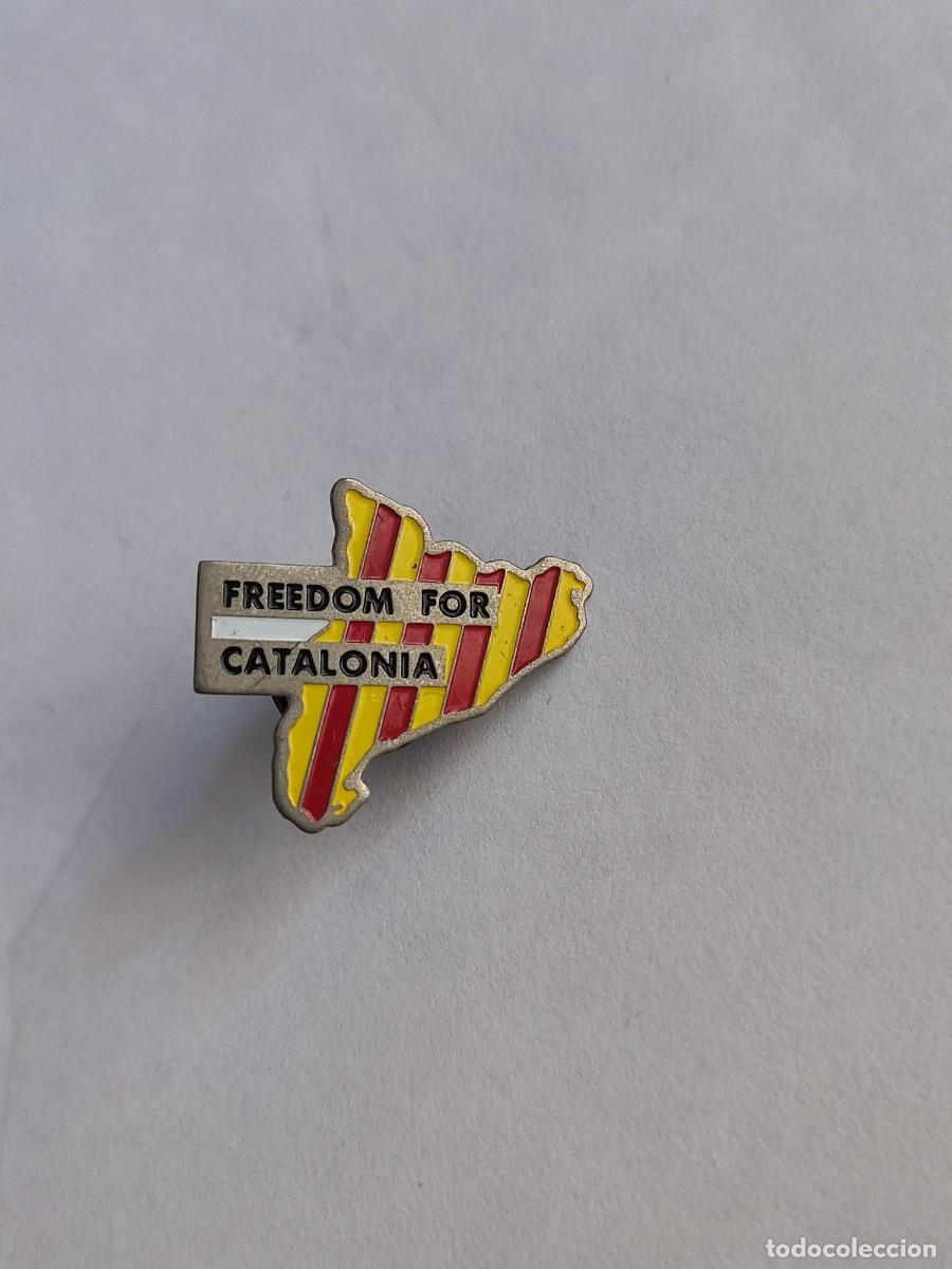 Pins de colecci&oacute;n: PIN FREEDOM FOR CATALONIA