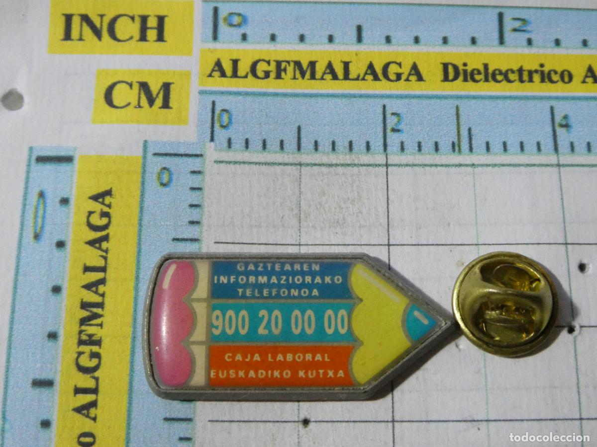 Collection pins: PIN DE BANCOS CAJAS DE AHORRO. CAJA LABORAL TEL&Eacute;FONO