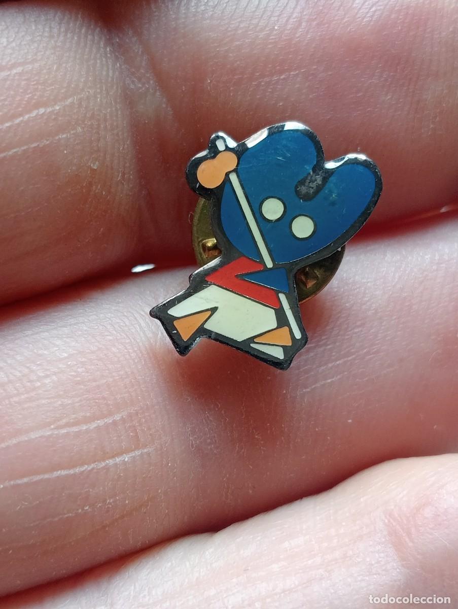 Pins de colecci&oacute;n: PIN MASCOTA CAMINO SANTIAGO PELEGRIN ESMALTADA GALICIA A&Ntilde;O SANTO COMPOSTELANO XACOBEO