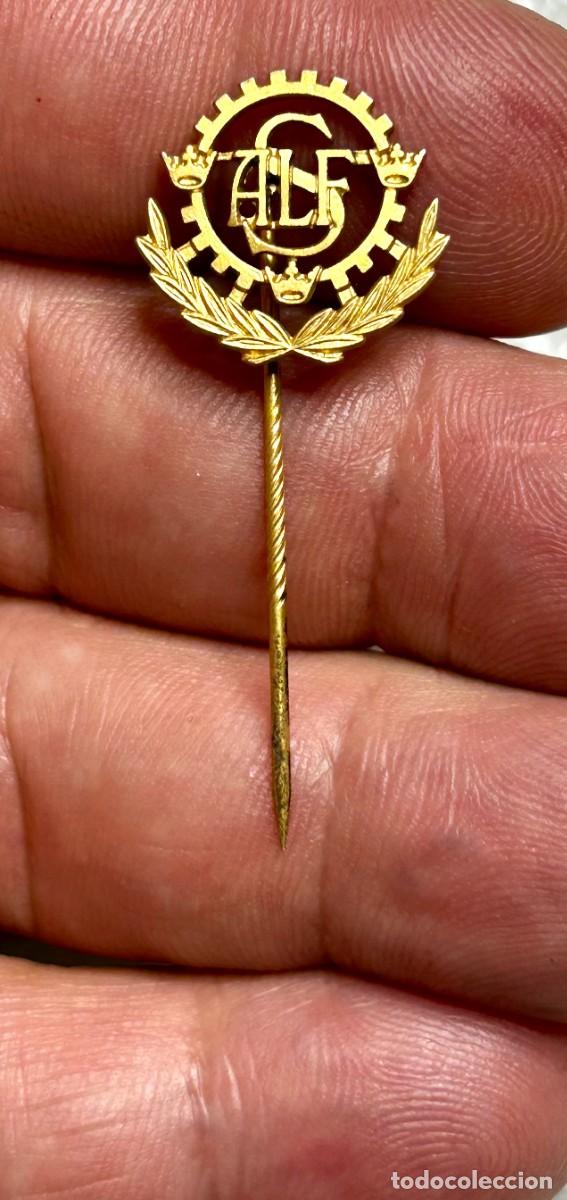 Pins de colecci&oacute;n: 3957.Insignia de alfiler al m&eacute;rito de la Federaci&oacute;n de Supervisores de Suecia
