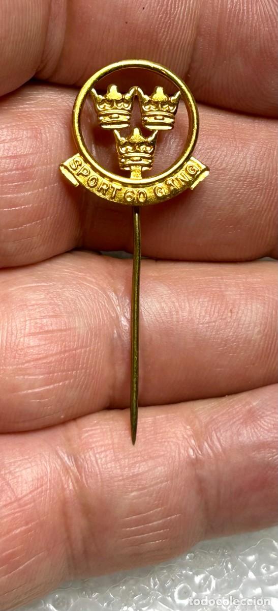 Pins de colecci&oacute;n: 3961.Insignia de alfiler vintage sueco con el s&iacute;mbolo her&aacute;ldico de las Tres Coronas (Tre Kronor)