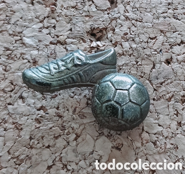 Pins de colecci&oacute;n: PIN FUTBOL - BOTA Y BAL&Oacute;N