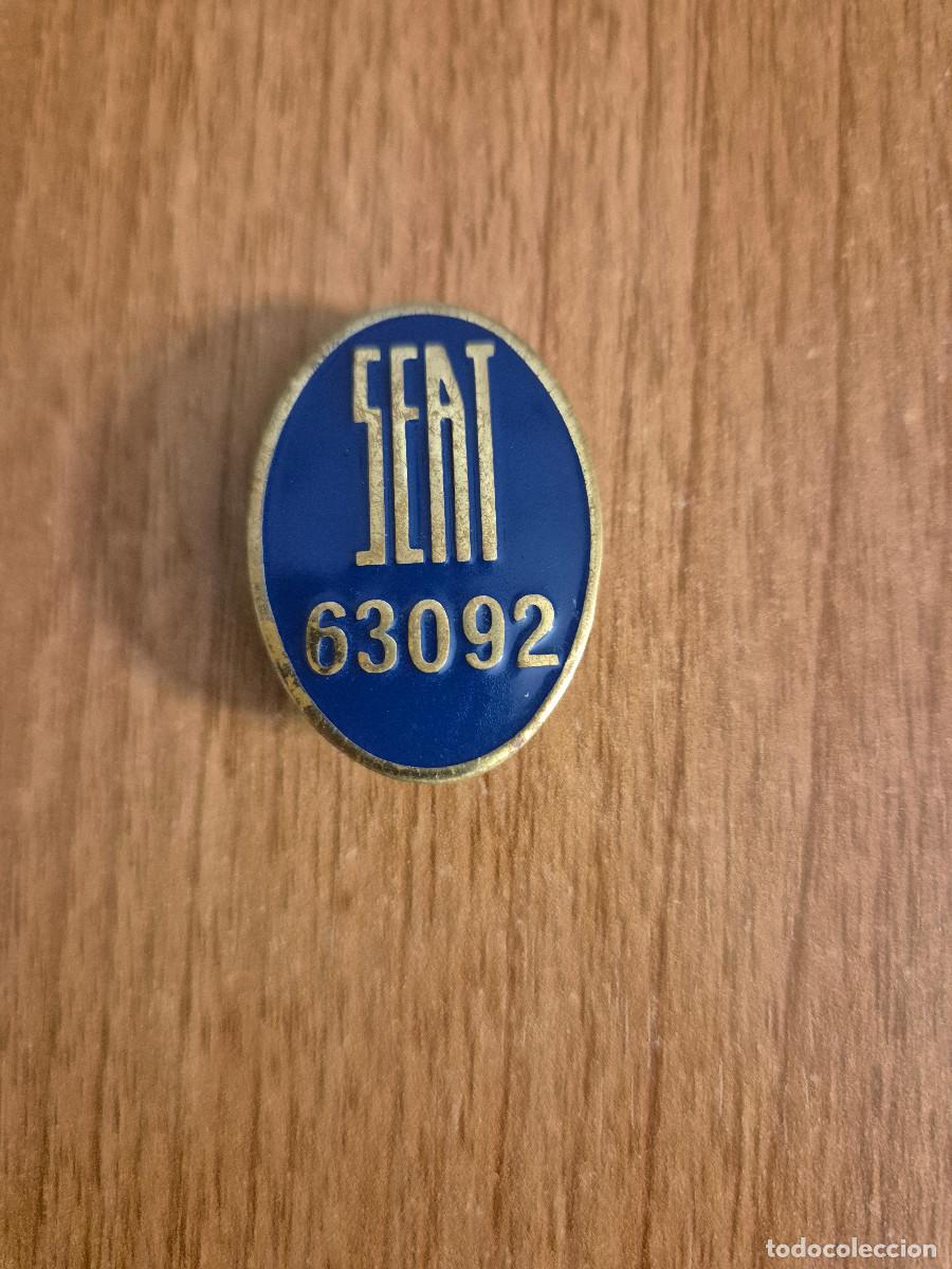 Pins de colecci&oacute;n: EMBLEMA SEAT N&ordm; 63092 REVERSO EMBLEMA SEAT.