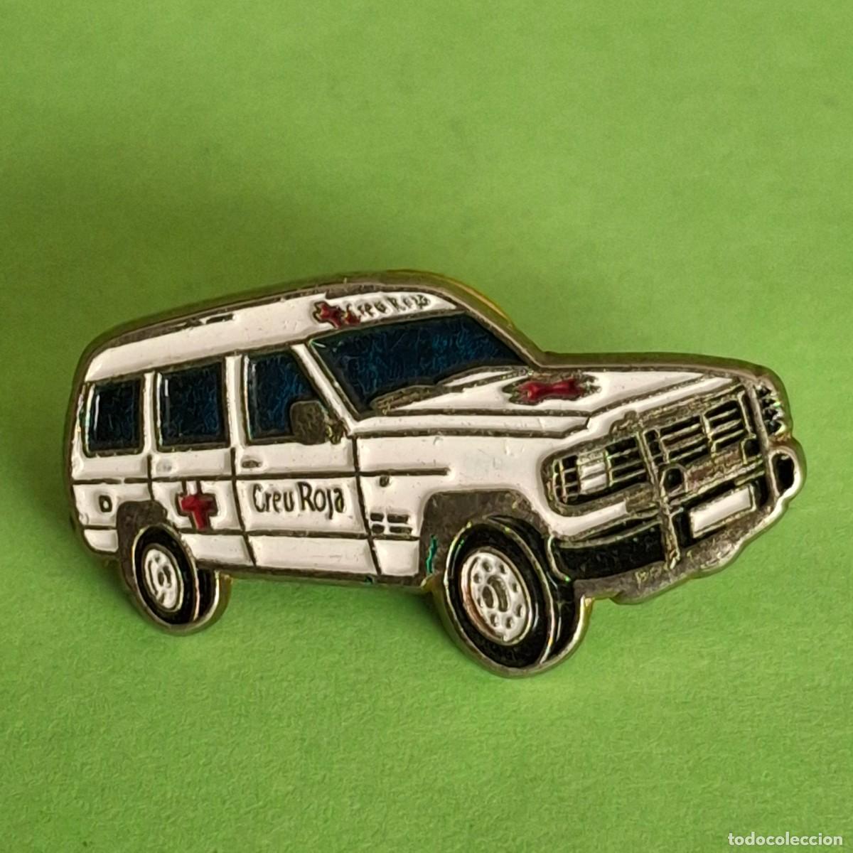 Pins de colecci&oacute;n: PIN - CREU ROJA AMBULANCIA NISSANPATROL CRUZ ROJA EN CATALAN - TEMATICA MOTOR AUTOMOVIL COCHE