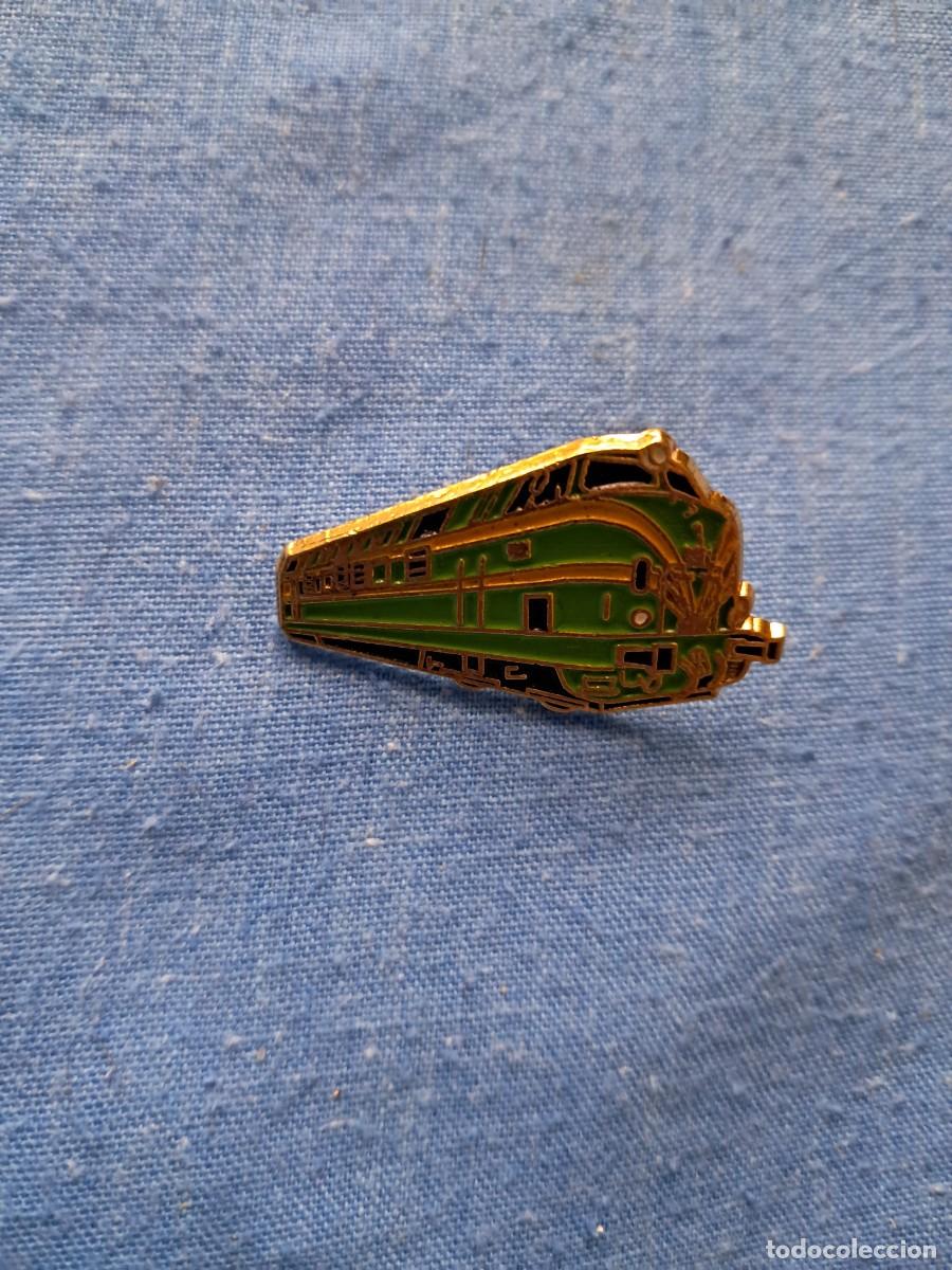 Pins de cole&ccedil;&atilde;o: PIN DE LOCOMOTORA SERIE 340 &rdquo;TORPEDO&rdquo;