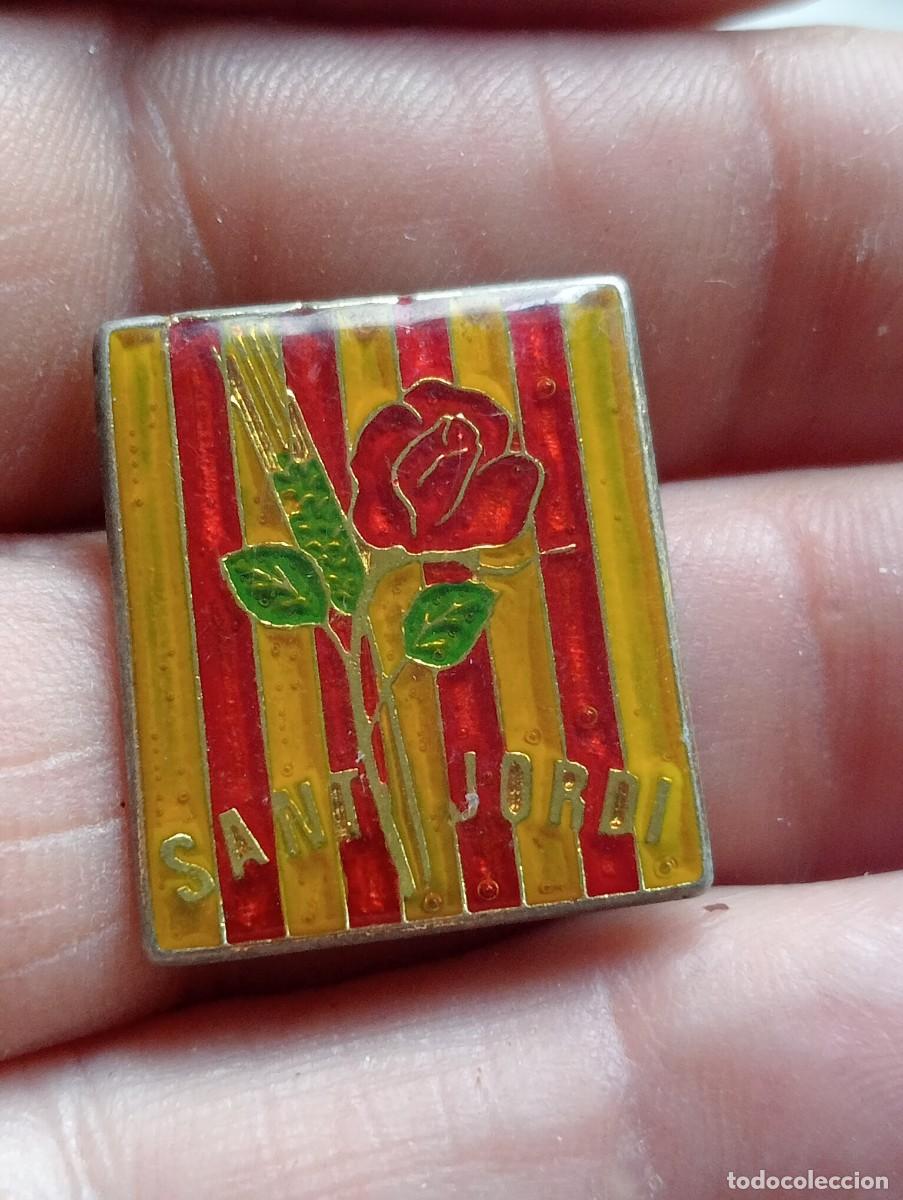 Pins de colecci&oacute;n: PINS SANT JORDI CATALUNYA BANDERA ROSA INSIGNIA