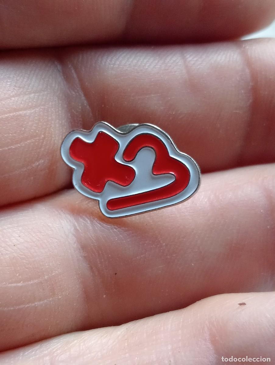 Pins de colecci&oacute;n: PINS CRUZ ROJA DONANTES SANGRE CORAZ&Oacute;N INSIGNIA