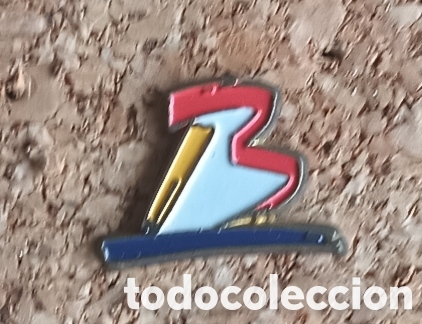Pins de colecci&oacute;n: PIN LOGO BARCELONA POSAT GUAPA