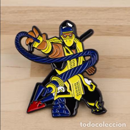 Pins de colecci&oacute;n: Pin Scorpion ninja pelicula juegos