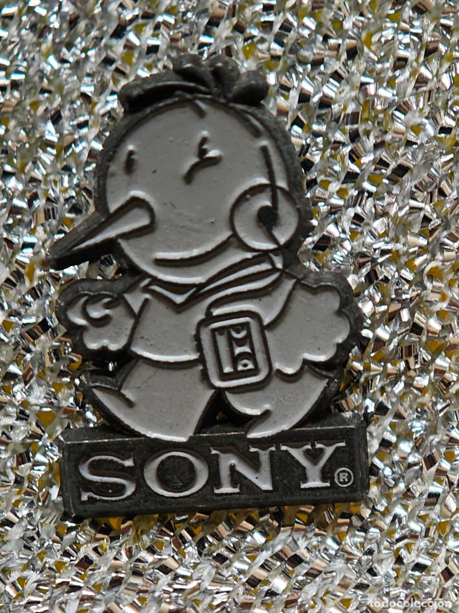 Pins de colecci&oacute;n: PIN LOGO MU&Ntilde;ECO SONY
