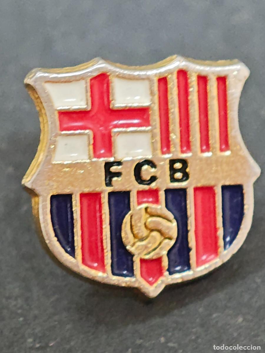 Pins de colecci&oacute;n: PIN FUTBOL ESCUDO F.C BARCELONA