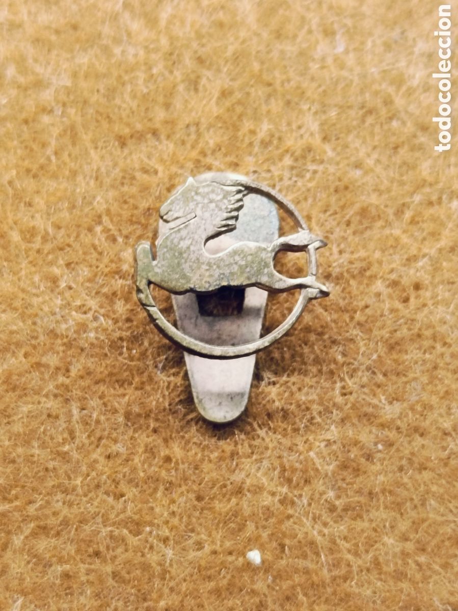 Pins de colecci&oacute;n: ANTIGUO PIN DE OJAL . CAMIONES PEGASO