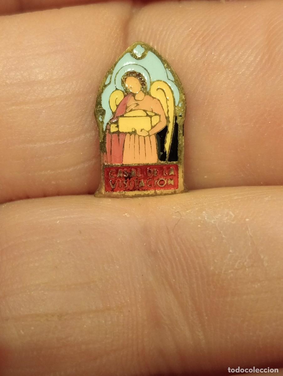 Pins de colecci&oacute;n: INSIGNIA CASAL DE LA VISITACI&Oacute;N L'AMETLLA DEL VALLES PINS RELIGIOSO LUGARES Y TURISMO