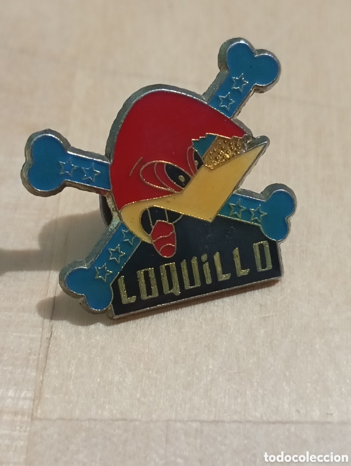 Pins de colecci&oacute;n: Pin Loquillo y los Trogloditas Rock Espa&ntilde;ol P&aacute;jaro Loco Insignia Esmaltada