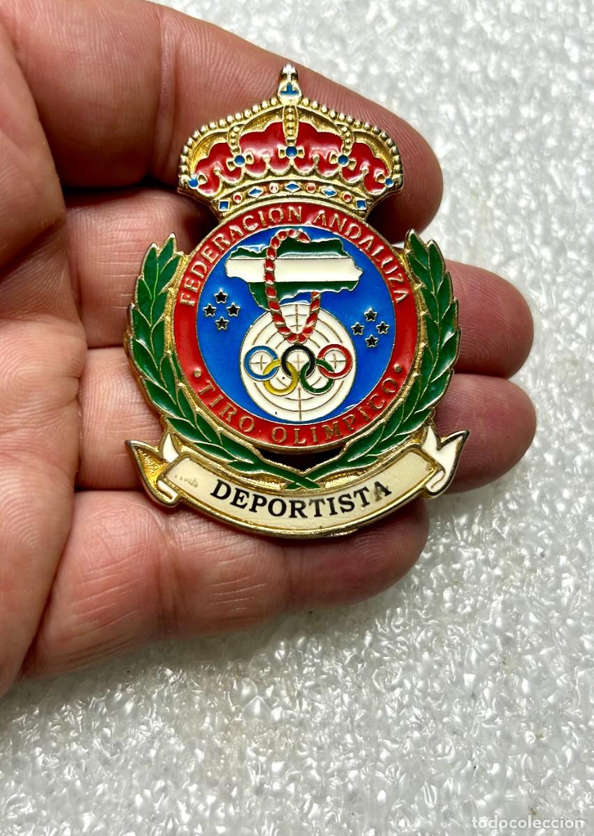 Collection pins: 3971.Insignia oficial de la Federaci&oacute;n Andaluza de Tiro Ol&iacute;mpico (Distinci&oacute;n de Deportista)