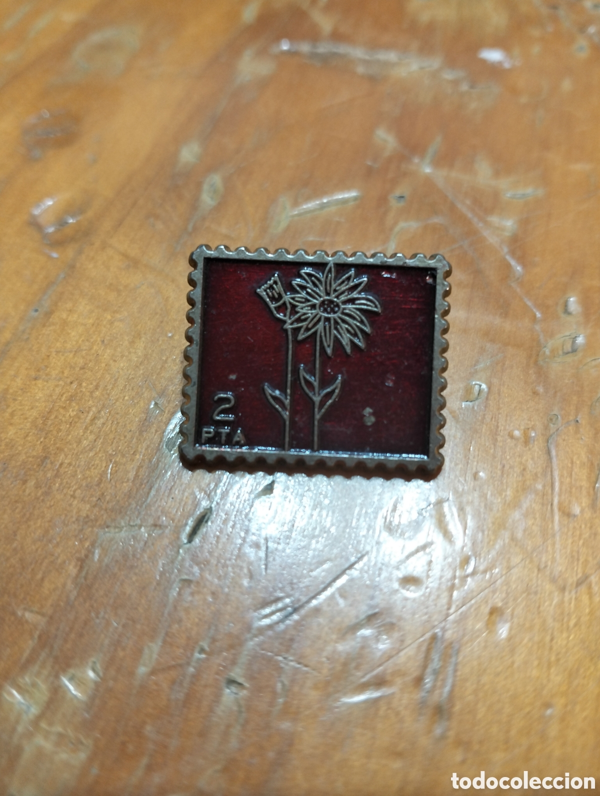 Pins de colecci&oacute;n: Pin de sello 2 pesetas (2pta) - Foto 1