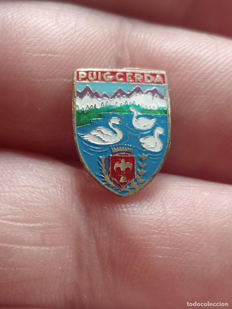 Pins de colecci&oacute;n: INSIGNIA PUIGCERDA CATALU&Ntilde;A MONTA&Ntilde;A ESQUI ALPINISMO MONTA&Ntilde;ISMO SKY