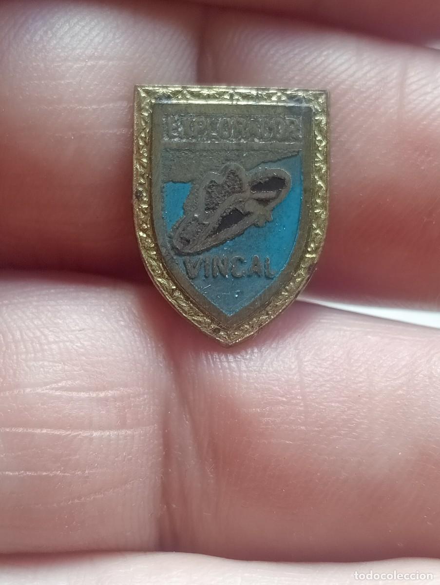 Pins de colecci&oacute;n: INSIGNIA SCOUTS EXPLORADOR VINCAL SOMBRERO , ESCULTISMO , CAMPAMENTO . PINS DE ALFILER