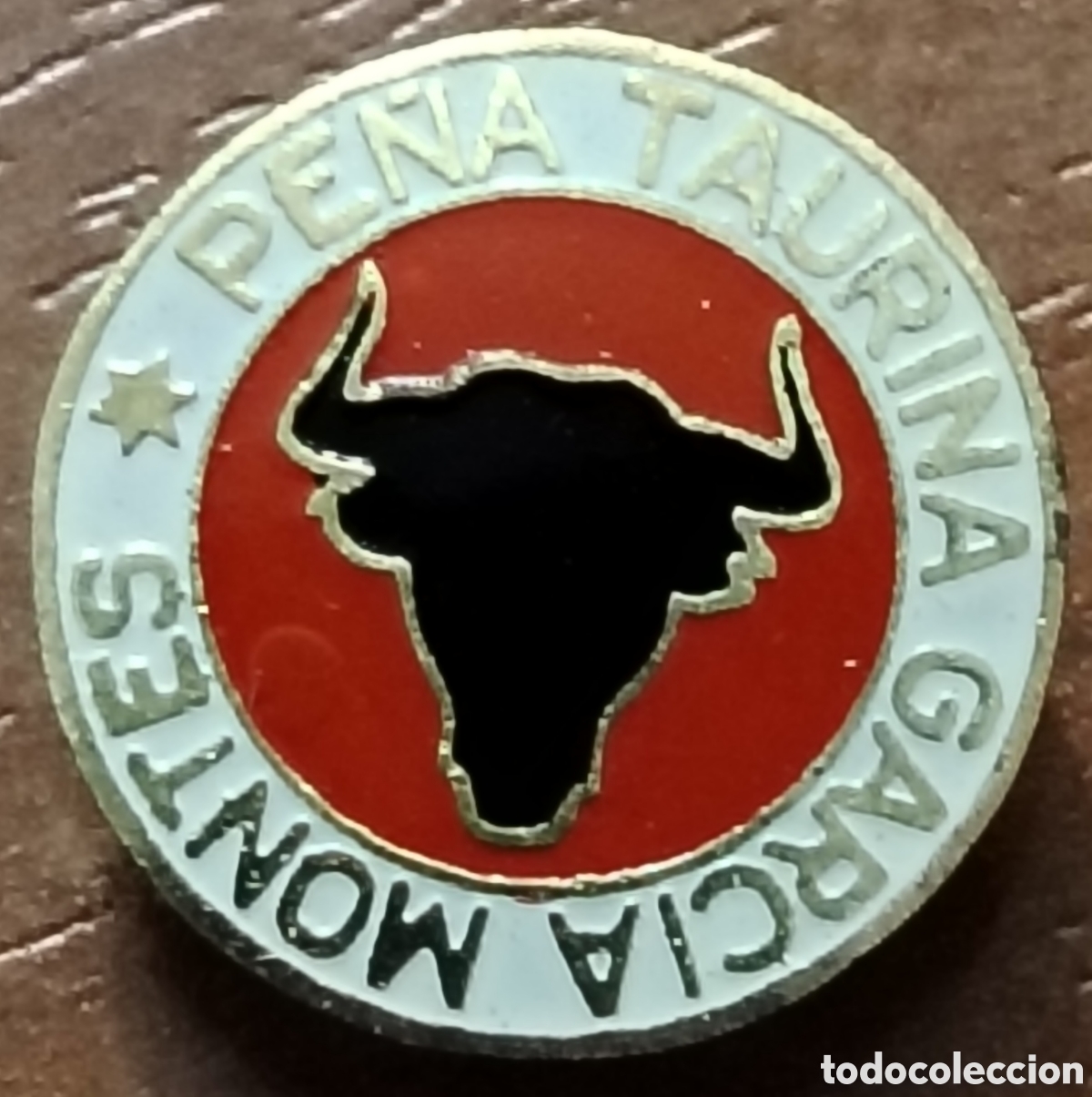Pins de colecci&oacute;n: Insignia pe&ntilde;a taurina Garc&iacute;a Montes