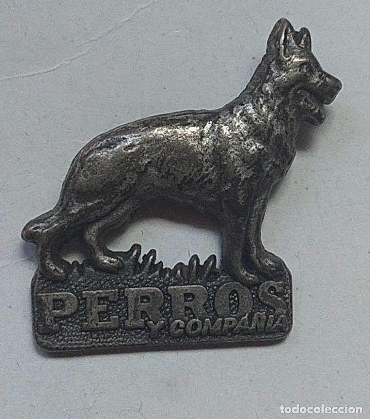 Pins de colecci&oacute;n: PIN Colecci&oacute;n Fauna Animales de Compa&ntilde;ia Perro 3