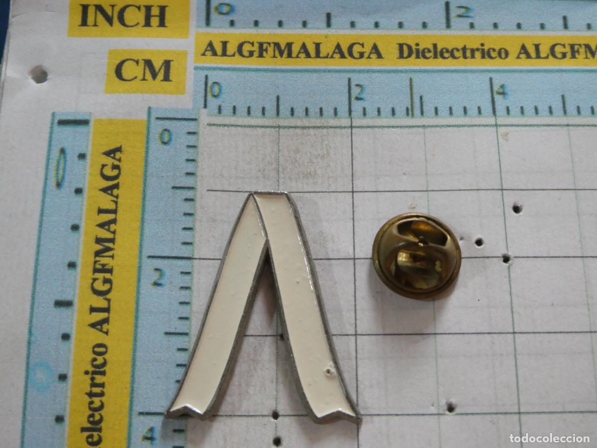 Pins de colecci&oacute;n: PIN POL&Iacute;TICO SINDICAL REIVINDICATIVO. LAZO BLANCO