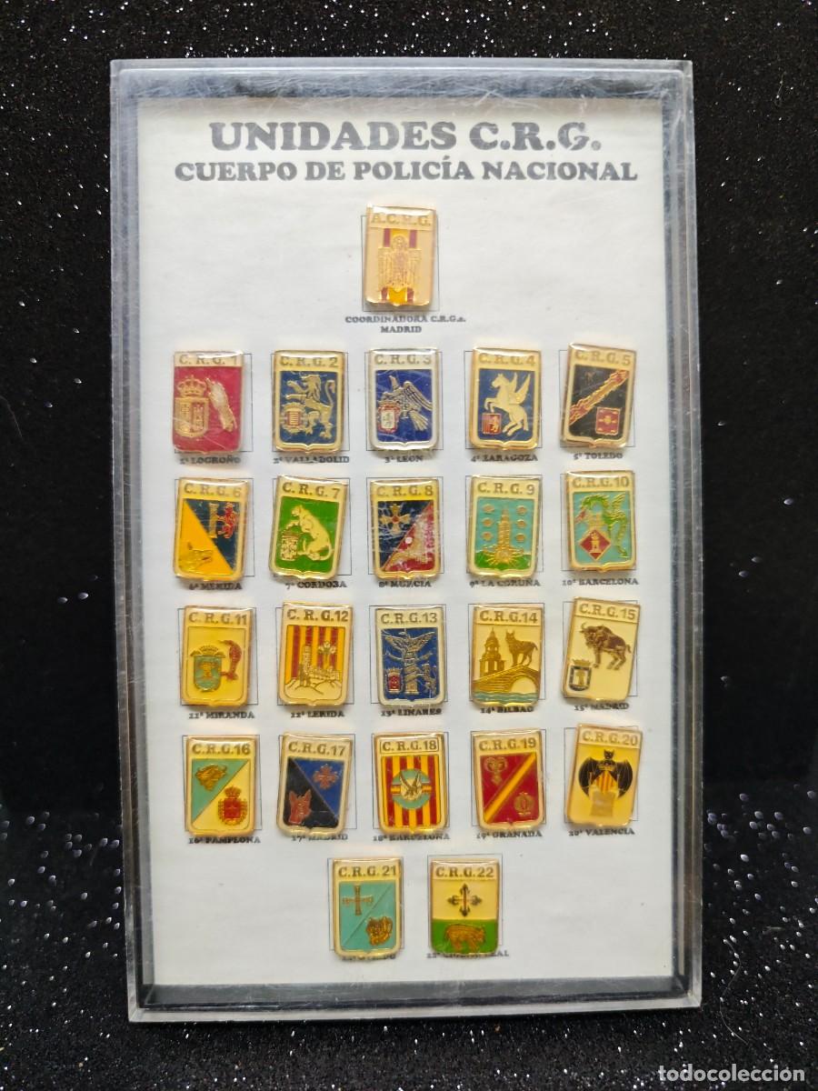 Pins de colecci&oacute;n: COLECCI&Oacute;N DE 23 PIN DE LAS UNIDADES DE LAS COMPA&Ntilde;&Iacute;AS DE RESERVA GENERAL CRG DE LA POLIC&Iacute;A NACIONAL