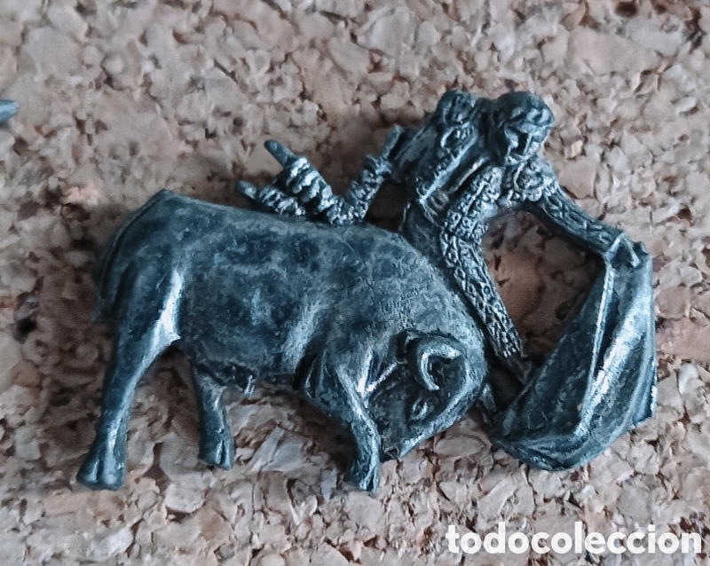 Pins de colecci&oacute;n: PIN TAUROMAQUIA - TOROS - PASE DE MULETA