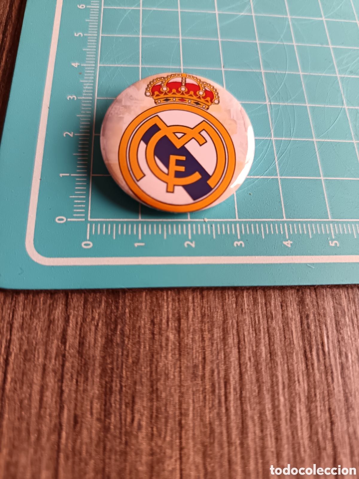 Pins de colecci&oacute;n: Chapa pin vintage Real Madrid