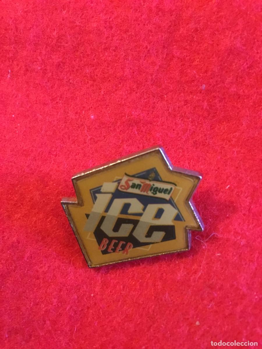 Pins de colecci&oacute;n: Antiguo pin insignia Cerveza San Miguel,ice beer