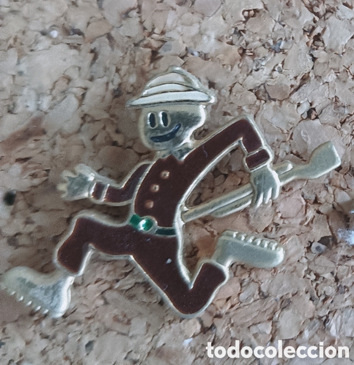Pins de colecci&oacute;n: PIN EXPLORADOR CAZADOR DISE&Ntilde;O A&Ntilde;OS 90