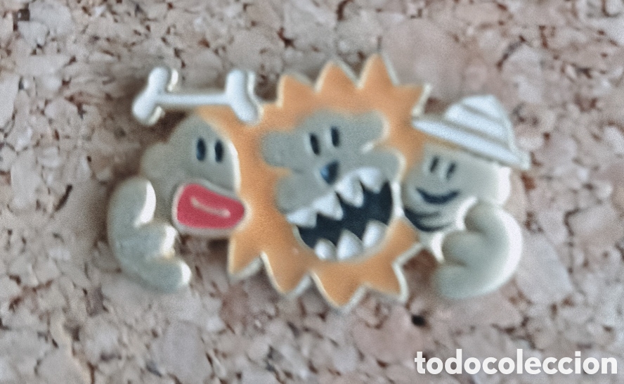 Pins de colecci&oacute;n: PIN TRIO INDIGENA, LE&Oacute;N Y CAZADOR DISE&Ntilde;O A&Ntilde;OS 90