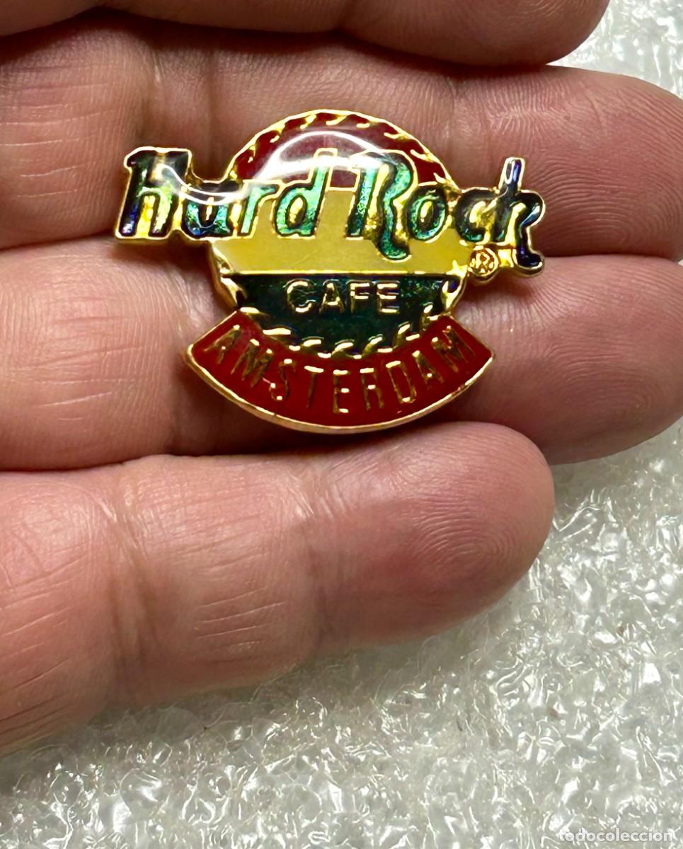 Collection pins: 4010.Pin oficial vintage correspondiente a la ic&oacute;nica sede de &Aacute;msterdam