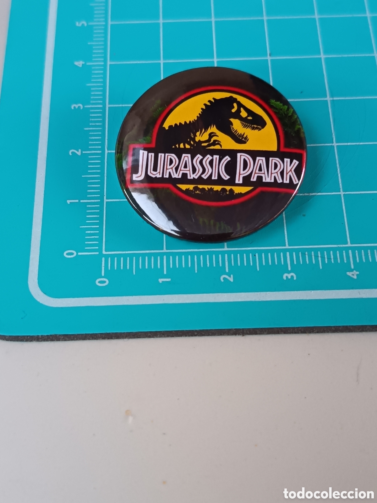 Pins de colecci&oacute;n: Chapa pin vintage Jurassic Park