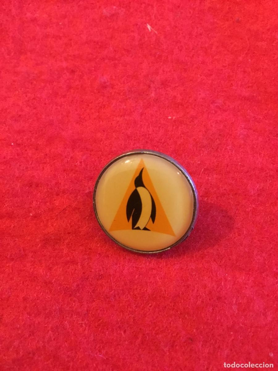 Pins de colecci&oacute;n: PIN - pinguino redondo