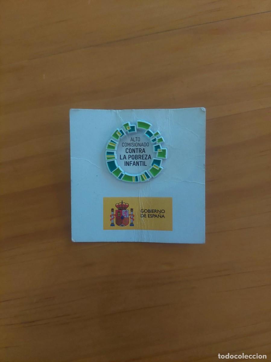 Pins de colecci&oacute;n: PIN ALTO COMISIONADO CONTRA LA POBREZA INFANTIL - GOBIERNO DE ESPA&Ntilde;A - NUEVO A ESTRENAR