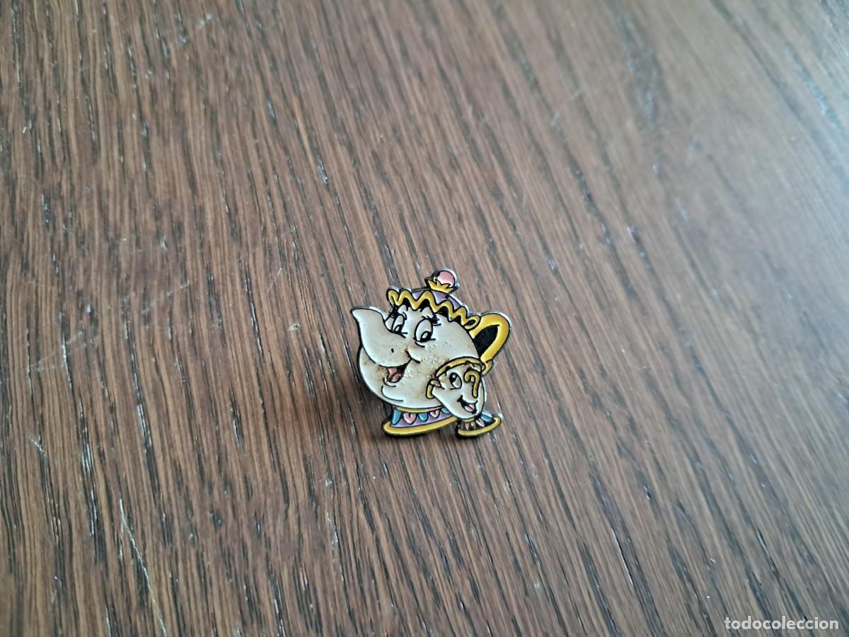 Pins de cole&ccedil;&atilde;o: pin, se&ntilde;ora Potts y Chip, la bella y la bestia, Disney.