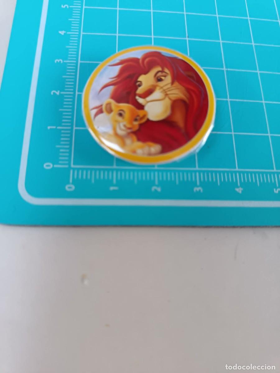 Pins de colecci&oacute;n: Chapa pin vintage El Rey Le&oacute;n de Disney