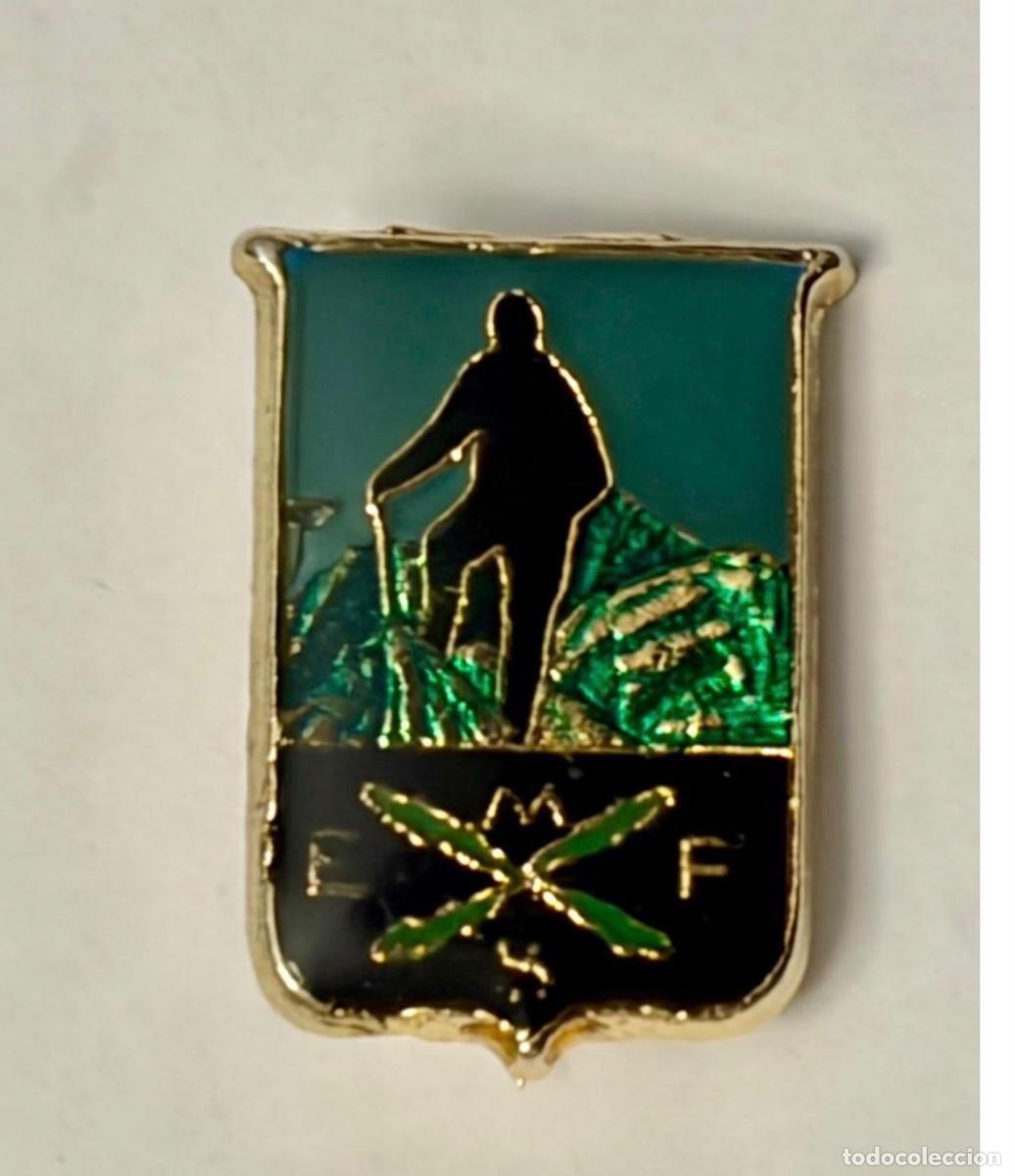 Pins de colecci&oacute;n: Antigua Insignia Federaci&oacute;n Vasca de Monta&ntilde;a - Euskal Mendizale Federazioa