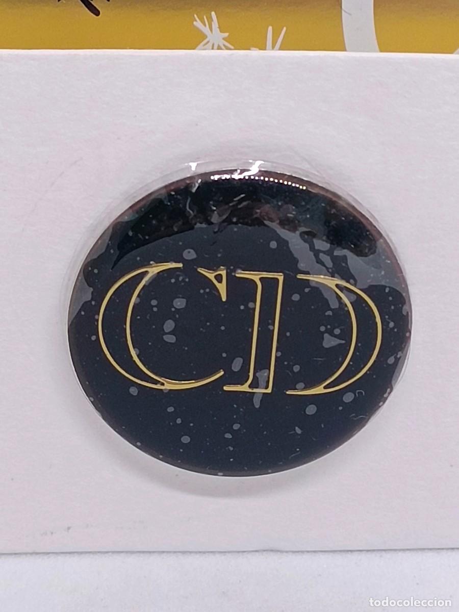Pins de colecci&oacute;n: Pin Dior Homme CD negro y dorado