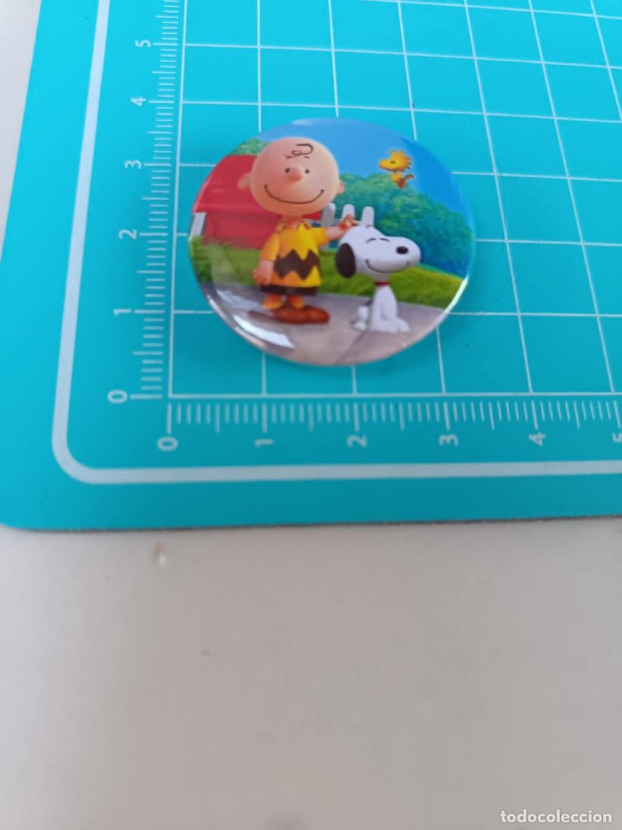 Pin's de collection: Chapa pin vintage Carlitos y Snoopy