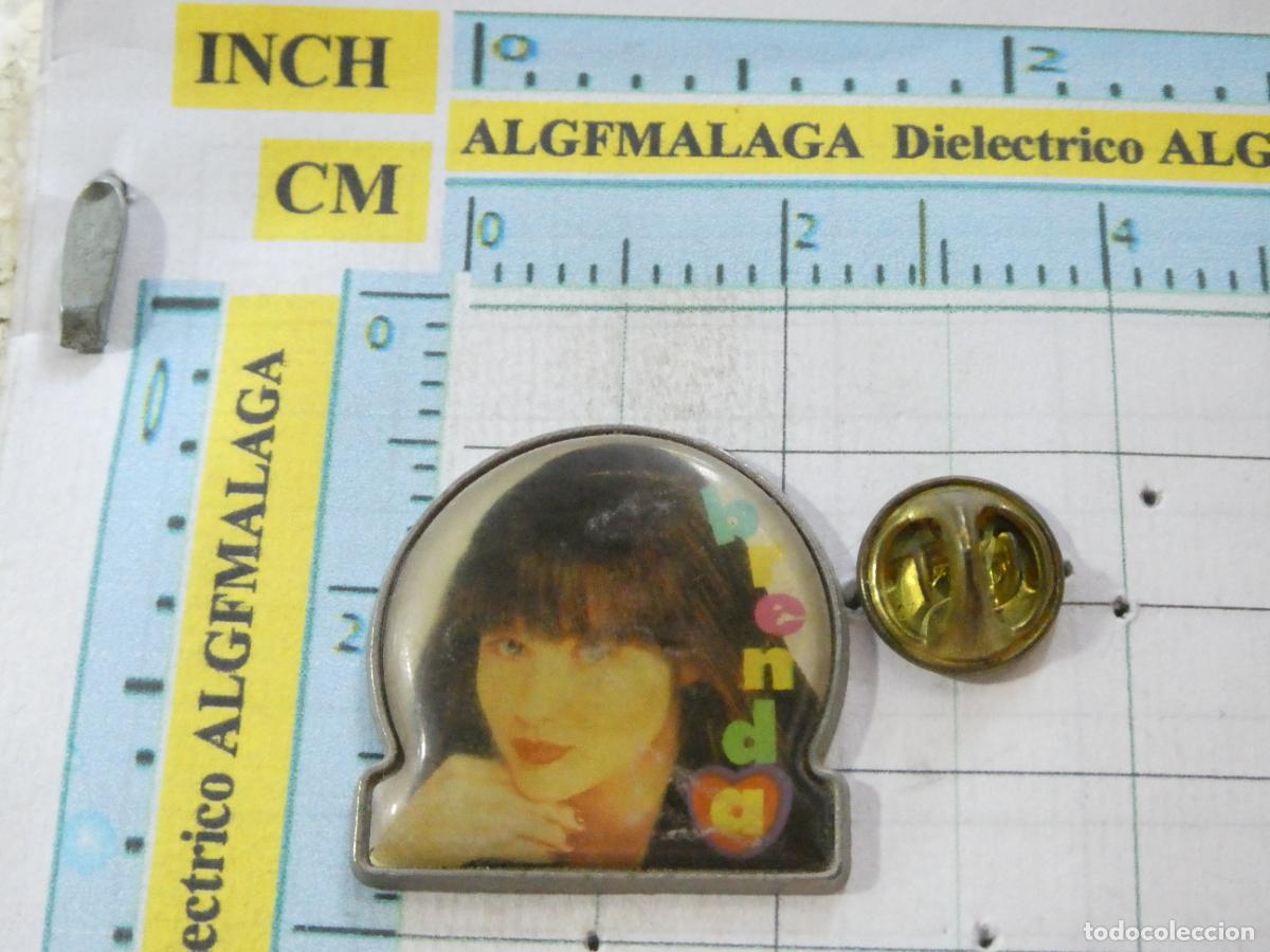 Pins de colecci&oacute;n: PIN DE CINE / TELEVISI&Oacute;N. SENSACI&Oacute;N DE VIVIR. BRENDA. BEVERLY HILLS 90210. PERFECTO.