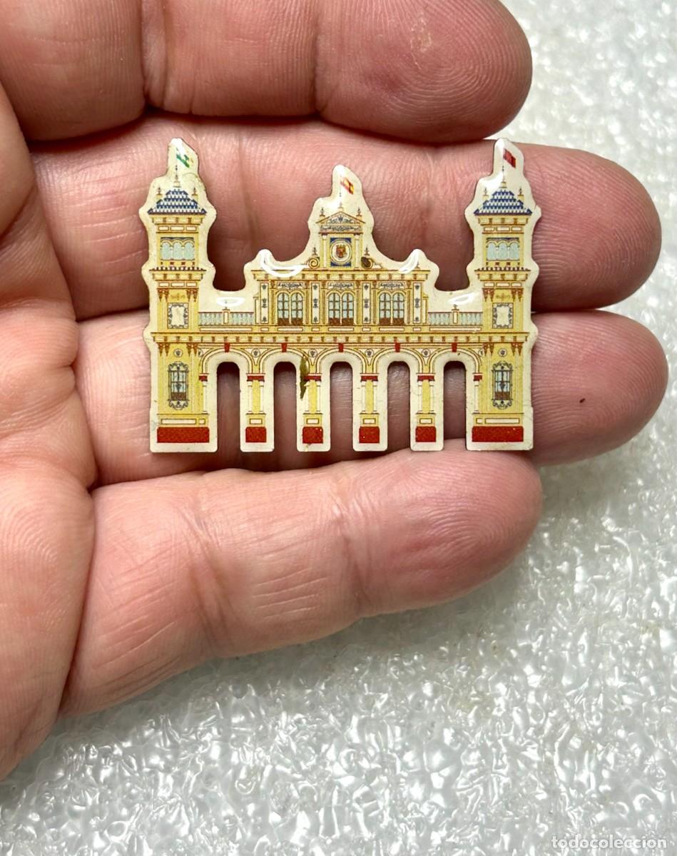 Collection pins: 4035.Pin conmemorativo de la Portada de la Feria de Abril de Sevilla a&ntilde;o 2023