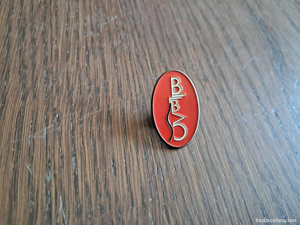 Pins de colecci&oacute;n: pin de metal, Bilbao.