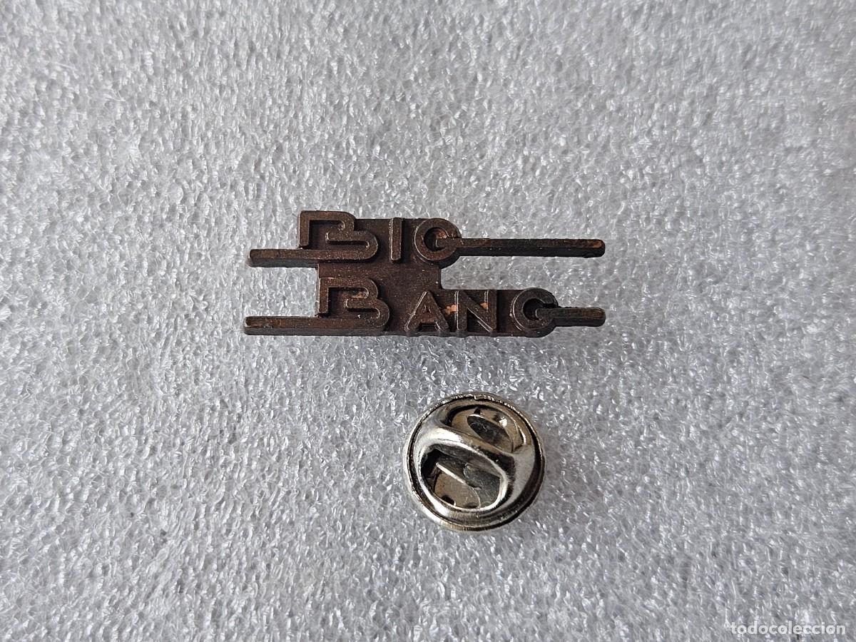 Pins de colecci&oacute;n: Pin Discoteca o sala Big bang de Madrid pins