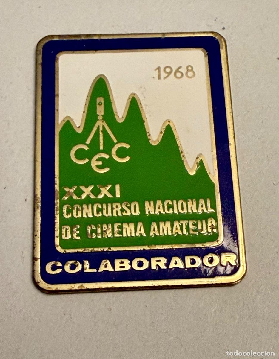 Pins de colecci&oacute;n: PLACA INSIGNIA CENTRE EXCURSIONISTA CATALUNYA - CONCURSO CINE AMATEUR 1968