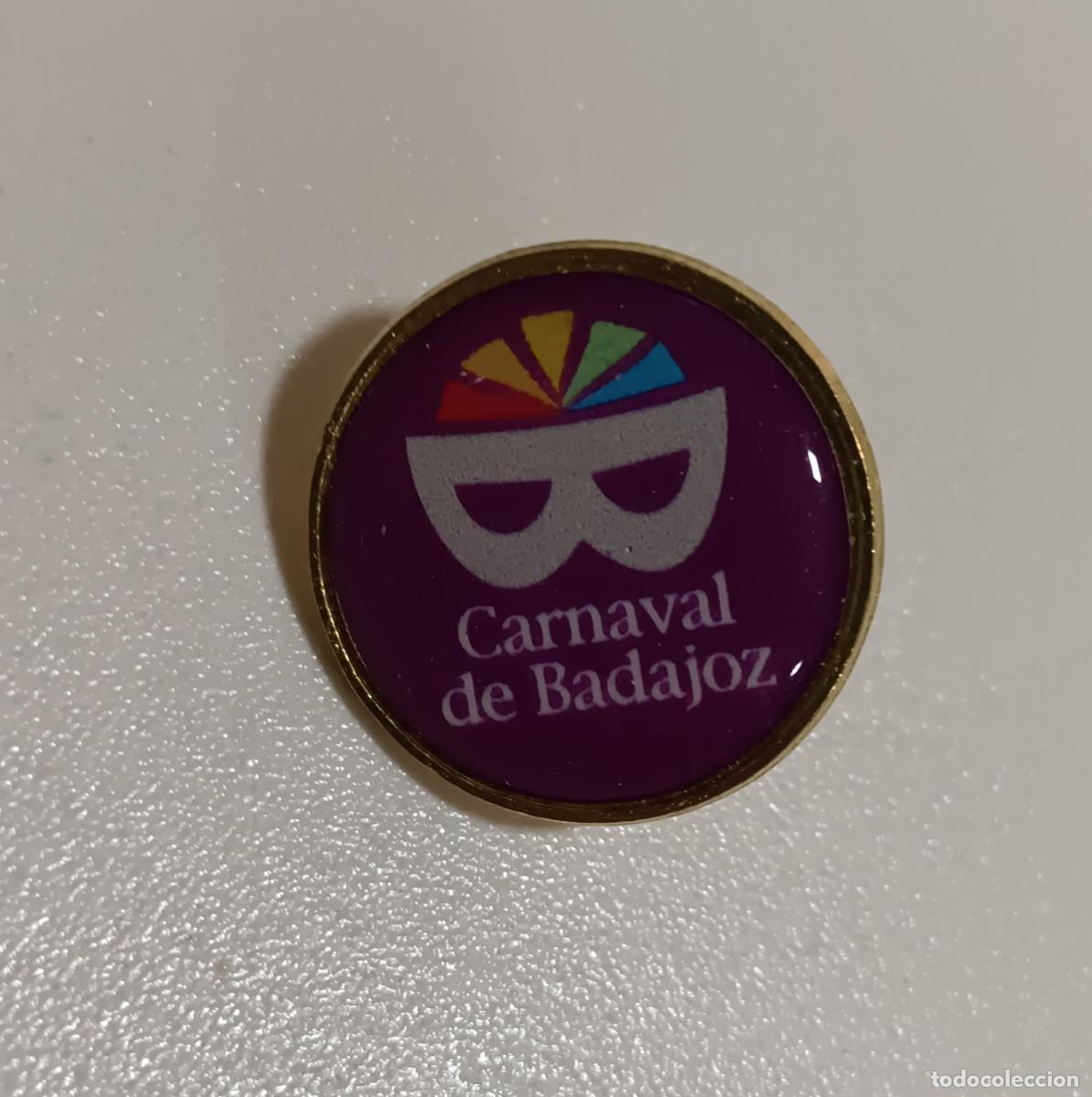 Pins de cole&ccedil;&atilde;o: Pin logotipo redondo morado Logo carnaval de Badajoz fiestas extremadura