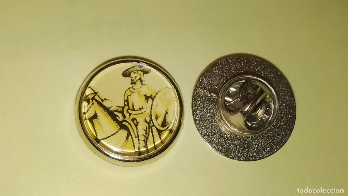 Pins de colecci&oacute;n: pin redondo metal - Don Quijote de la Mancha