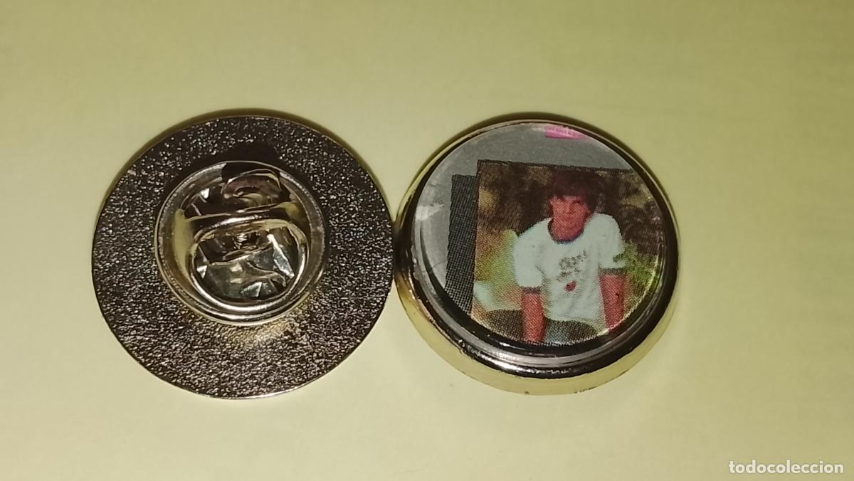 Pins de colecci&oacute;n: pin redondo metal - CANTATE O GRUPO - MIGUEL BOSE
