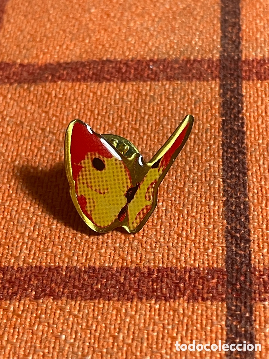 Pins de colecci&oacute;n: Pin antiguo de Gas Natural con anagrama/logo corporativo en esmalte